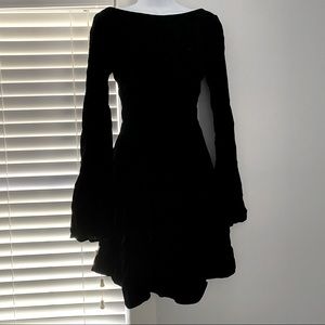 0038 - Black Velvet, Derek Lamb 10 Crosby